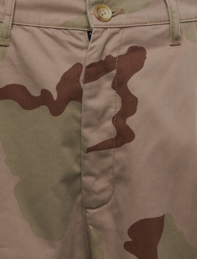 SINGLE PLEAT CAMO SHORTS