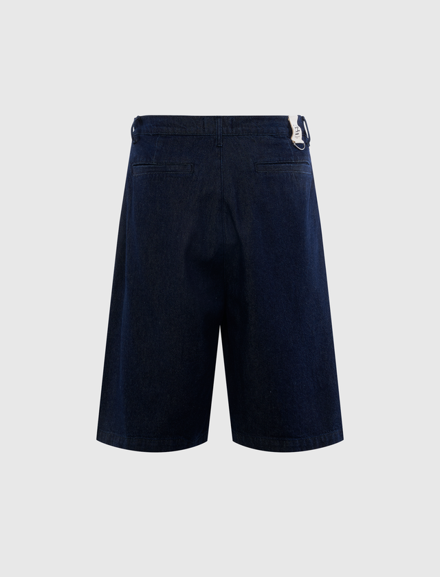 SINGLE PLEAT DENIM SHORTS