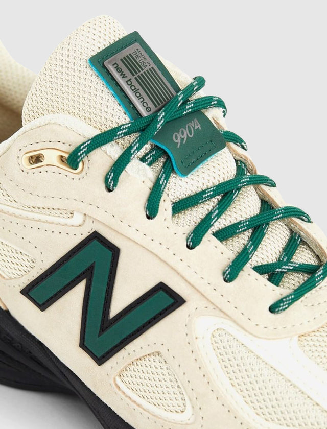 990 V4 "MACADAMIA NUT"