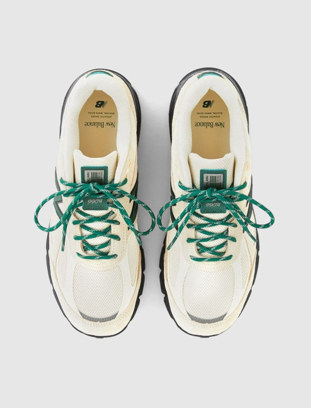 990 V4 "MACADAMIA NUT"