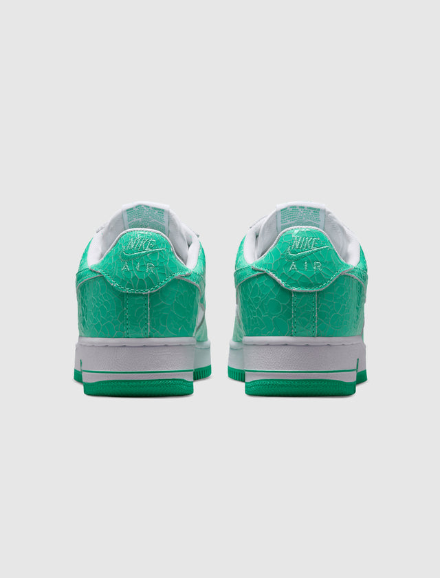 NIKE AIR FORCE 1 "CRACKED LEATHER"
