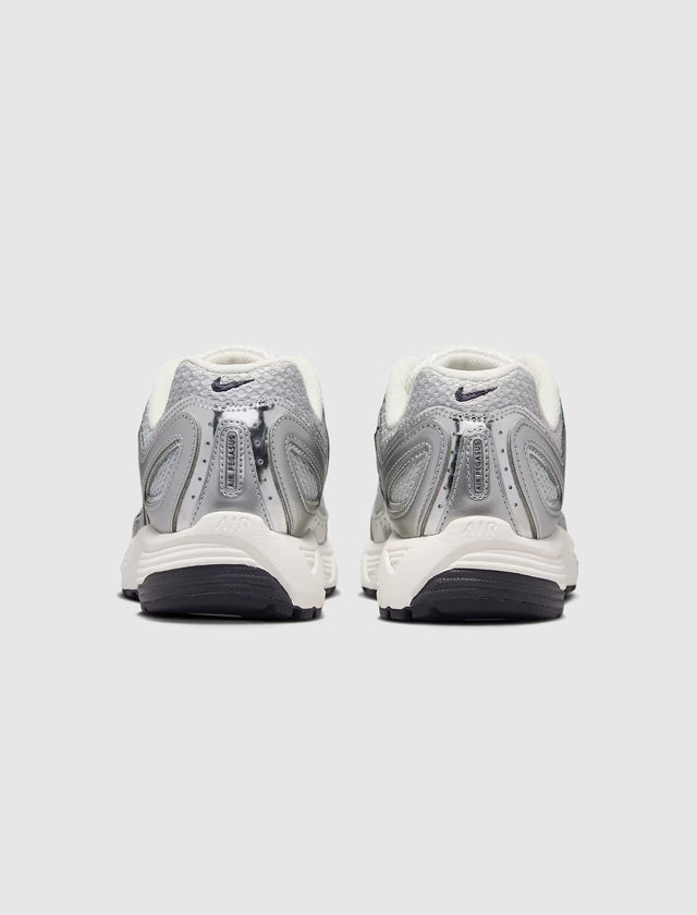 WOMEN'S NIKE AIR PEGASUS 2K5 "CHROME"