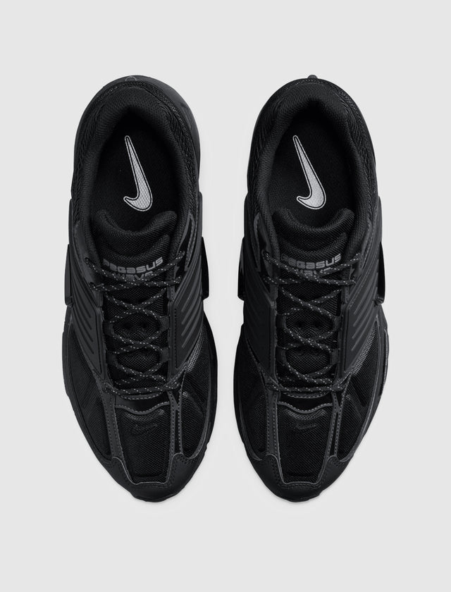 AIR PEGASUS WAVE "BLACK AND METALLIC SILVER"