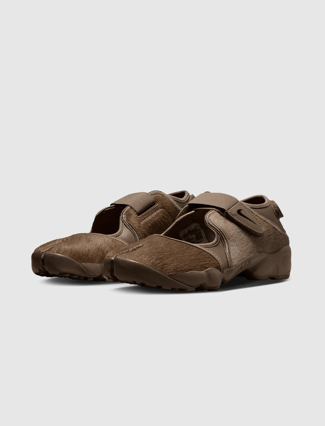 WOMNE'S NIKE AIR RIFT