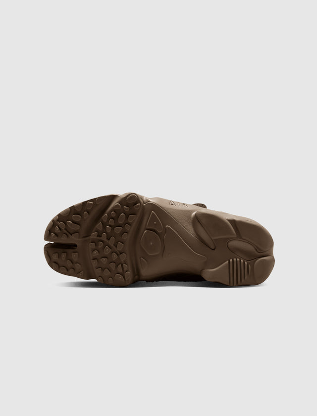 WOMNE'S NIKE AIR RIFT