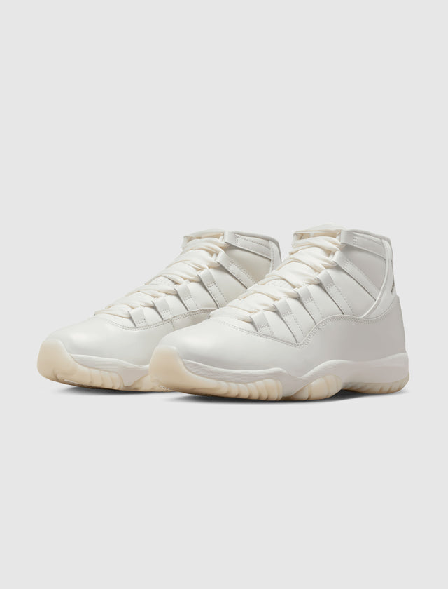 WOMEN'S AIR JORDAN 11 RETRO