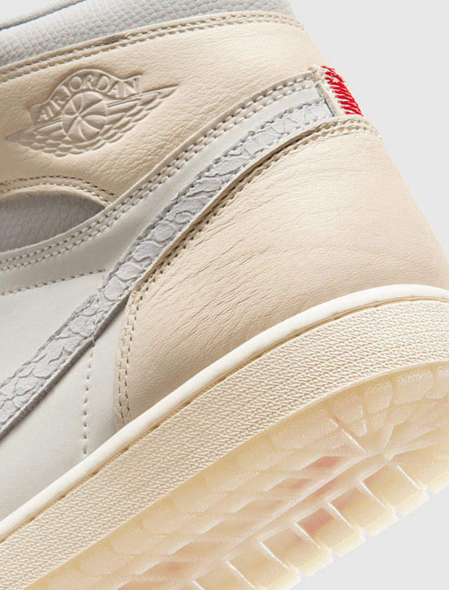 AIR JORDAN 1 HIGH OG "SAIL"