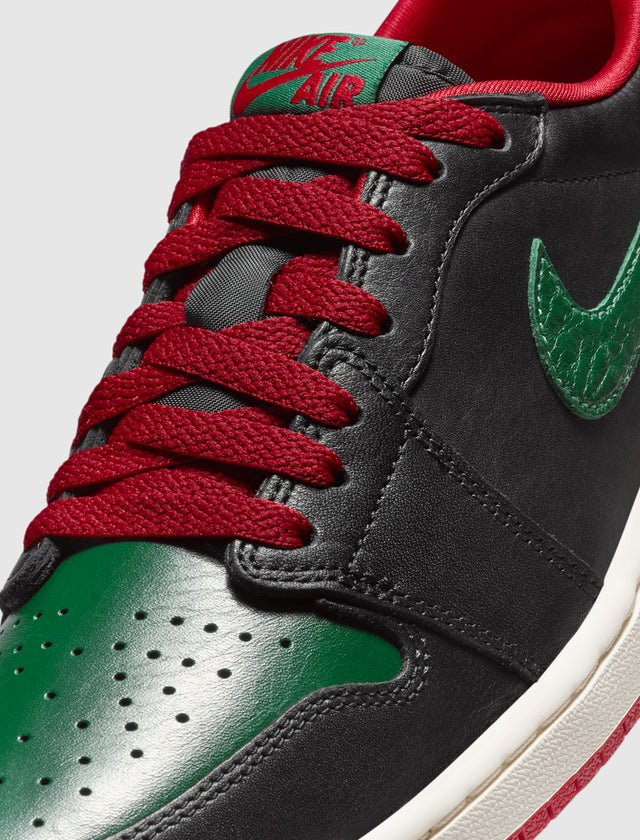 WOMEN'S AIR JORDAN 1 LOW OG "BLACK/GORGE GREEN/VARSITY RED"
