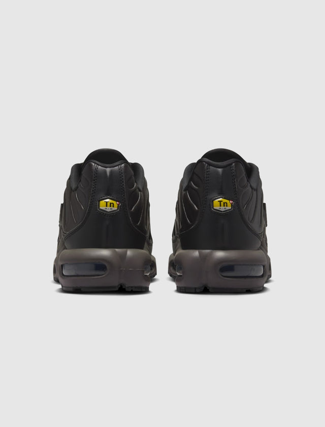 AIR MAX PLUS PRM OLYMPICS "BLACK TEA"