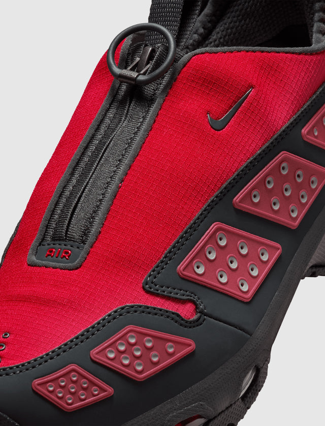 WOMENS AIR MAX SUNDER GORE-TEX "HYPER CRIMSON/ DARK SMOKE GREY/ FIRE RED"