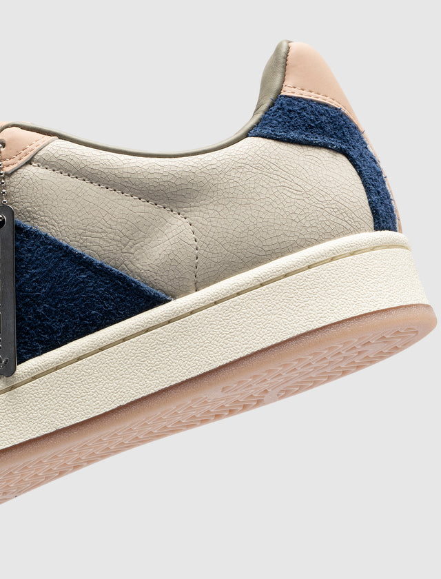 DO NOT DUPLICATE BW 00S "CLAY/NAVY"