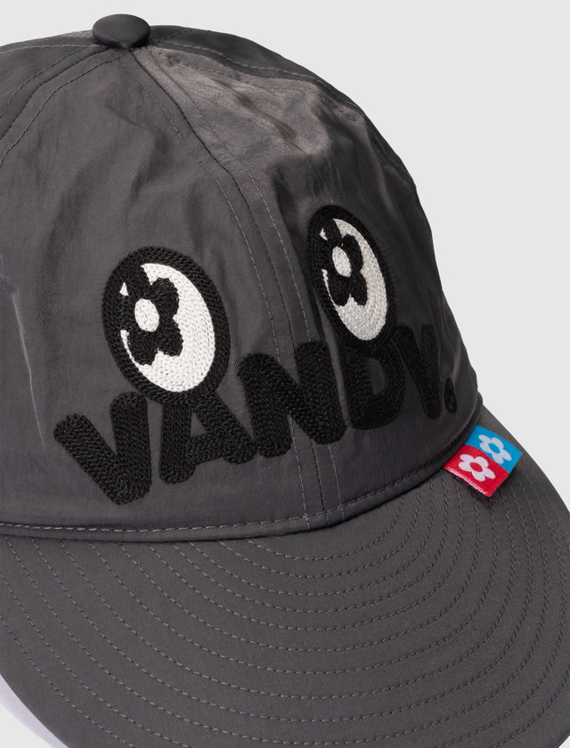 VANDY THE PINK CAP