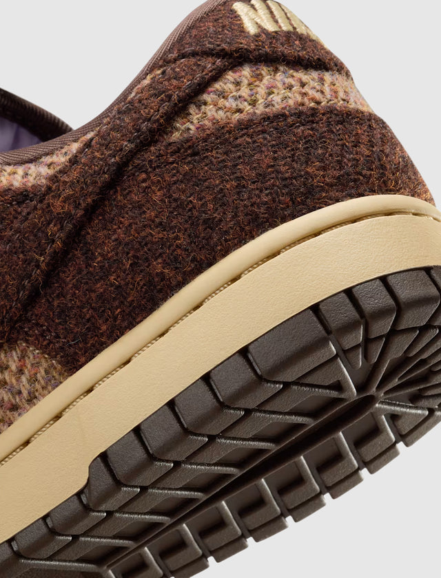 WOMEN'S DUNK LOW HARRIS TWEED "SESAME/BAROQUE BROWN/ VIOLET MIST"