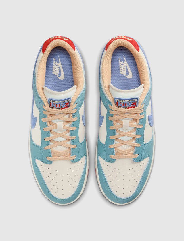 DUNK LOW PREM "PALE IVORY/ ROYAL PULSE/ DENIM TURQUOISE"