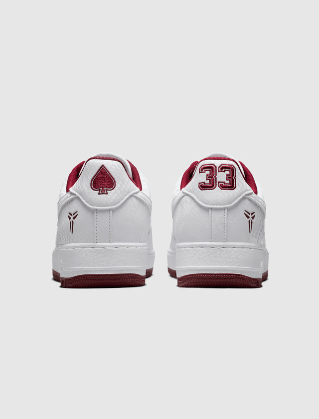 KOBE AIR FORCE 1 LOW "WHITE/TEAM RED"