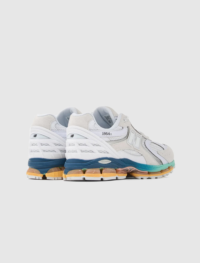 NEW BALANCE 1954