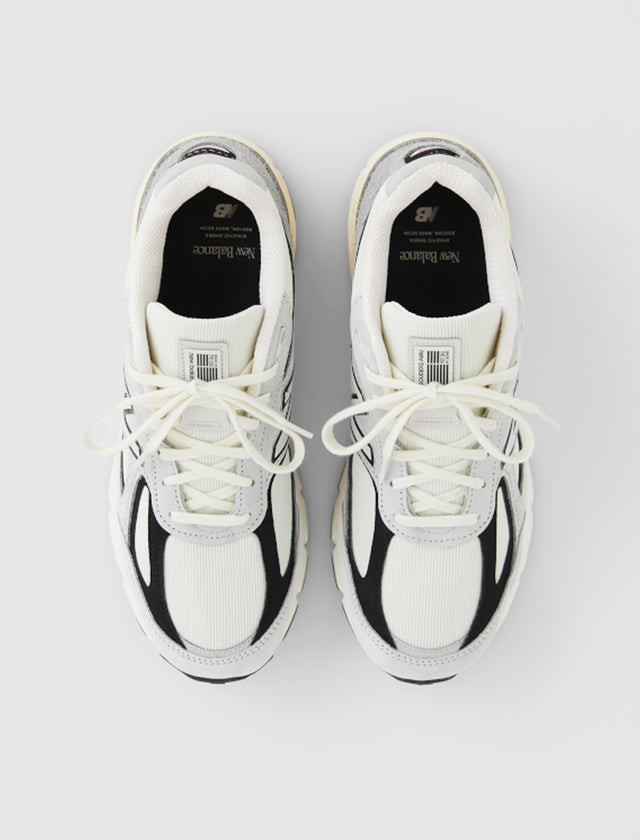 990V4 MADE IN USA "GREY/BLACK"