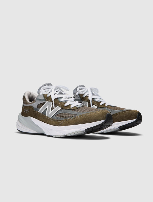 MADE IN USA 990 V6 "OLIVE"