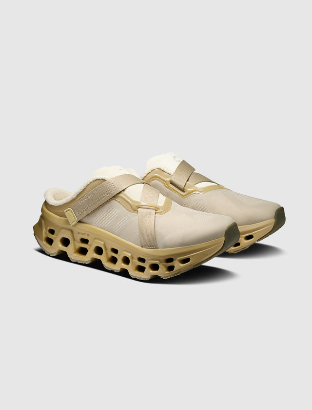 WOMEN'S ON RUNNING X FKA TWIGS CLOUD MONSTER 3
