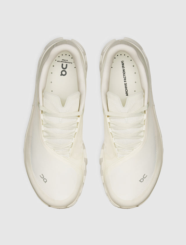 POST ARCHIVE FACTION X CLOUDMONSTER HYPER "WHITE"