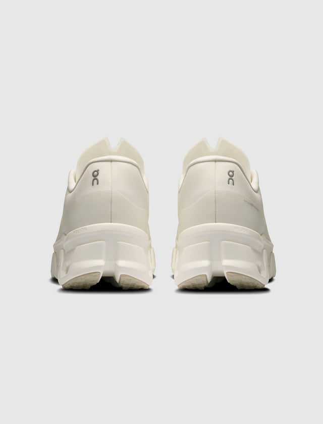 POST ARCHIVE FACTION X CLOUDMONSTER HYPER "WHITE"