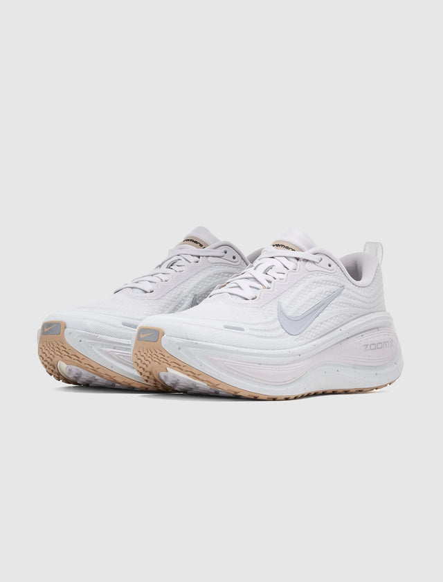 VOMERO PLUS SPECKLE "VAST GREY/ WOLF GREY"