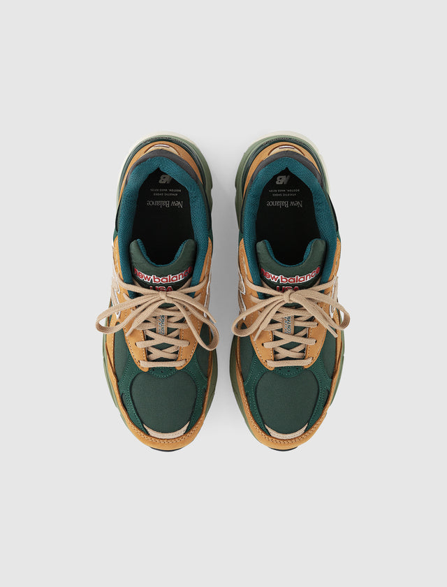 990 V3 MADE IN USA "TAN/GREEN"