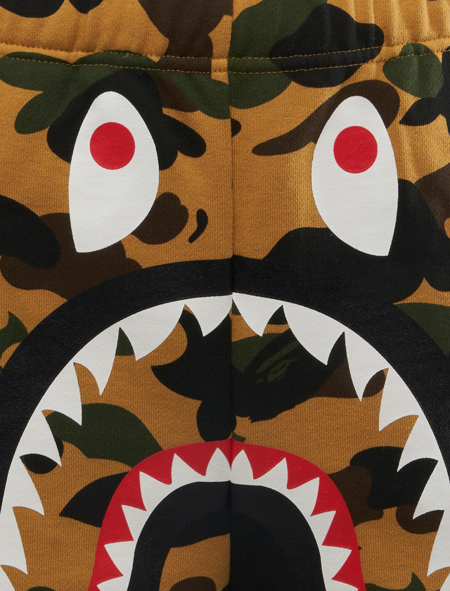 1ST CAMO SHARK SWEAT SHORTS