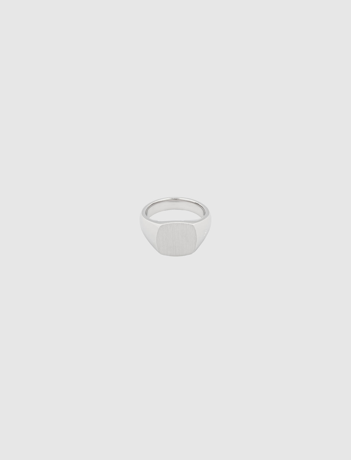 TOMWOOD KAY RING SATIN – Social Status