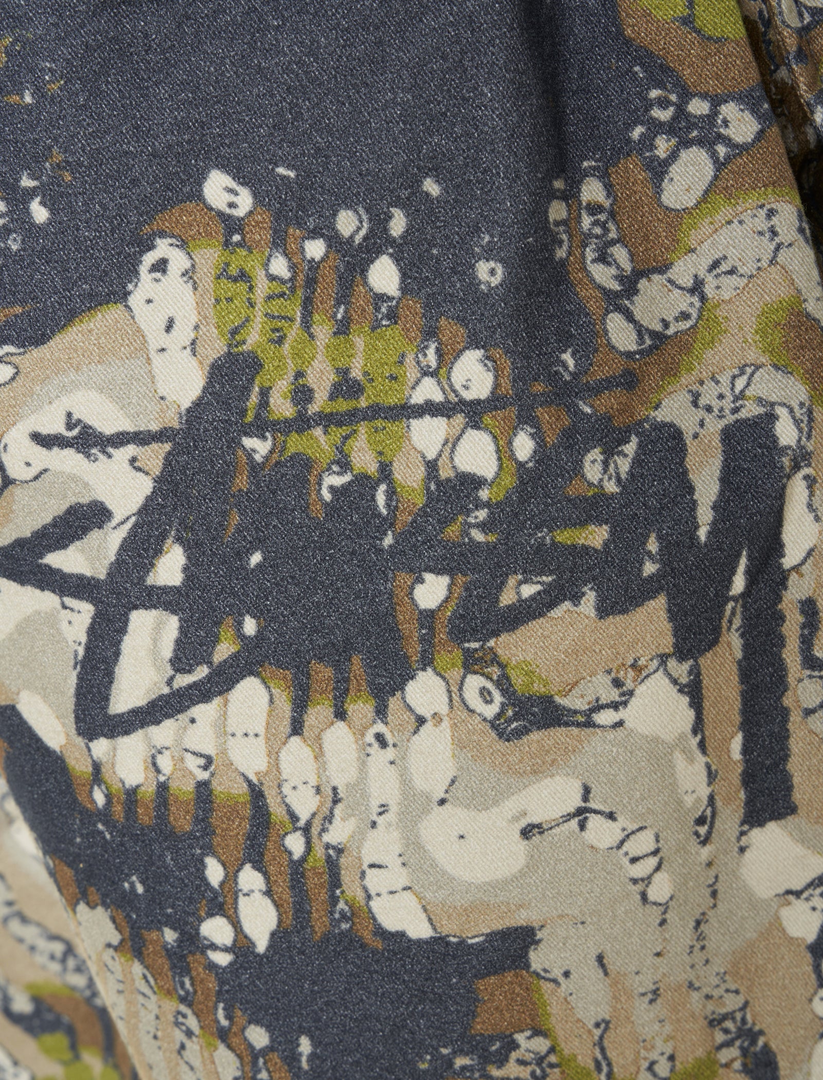 STÜSSY VEIL CAMO BEACH SHORT