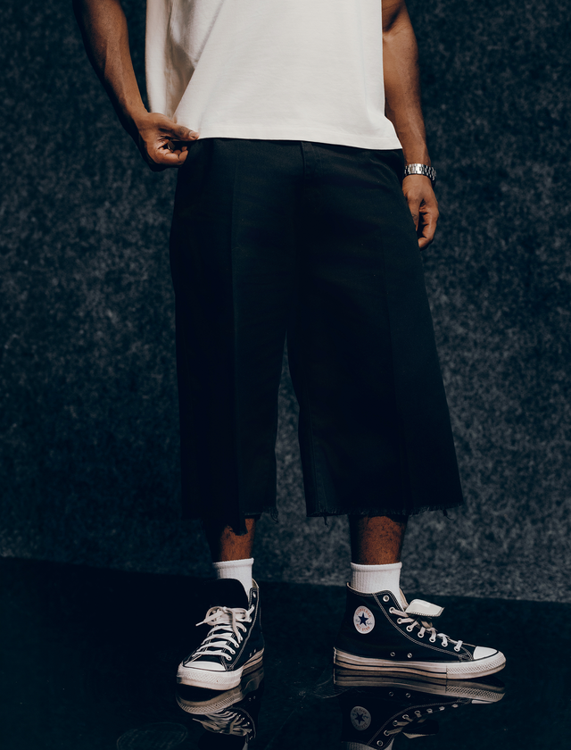 3/4 CUT OFF SHORTS