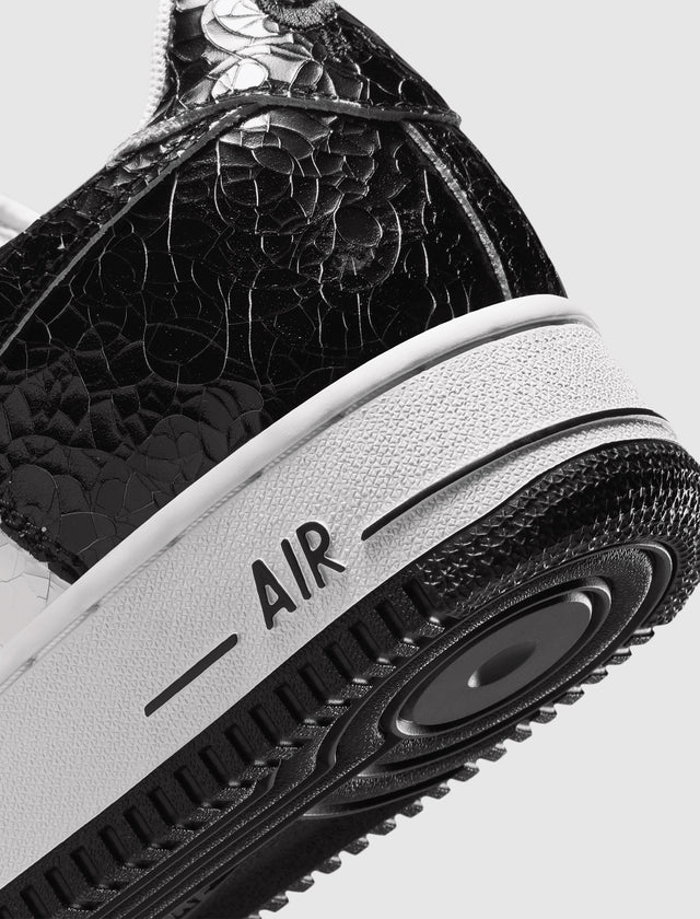 NIKE AIR FORCE 1 "CRACKED LEATHER"