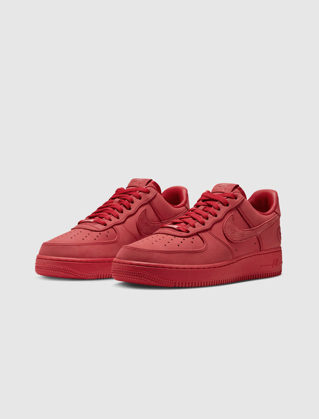 NIKE AIR FORCE 1 "UNIVERSITY OF GEORGIA"