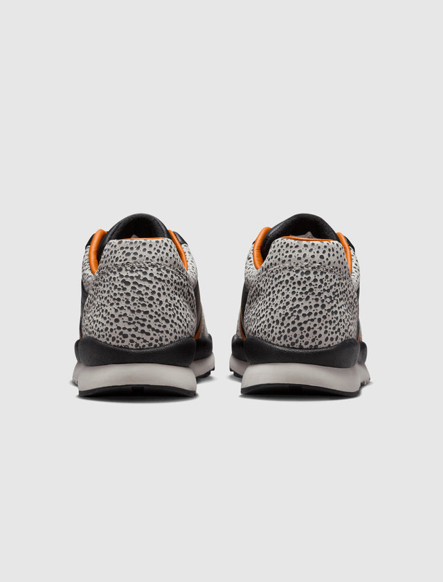 AIR SAFARI OG "BLACK/ MONARCH/ LIGHT IRON ORE"