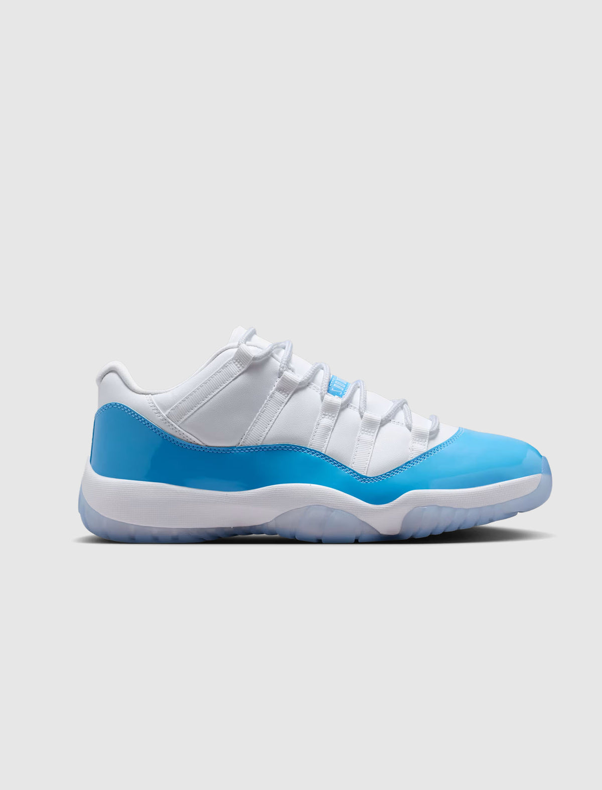 AIR JORDAN 11 RETRO LOW 