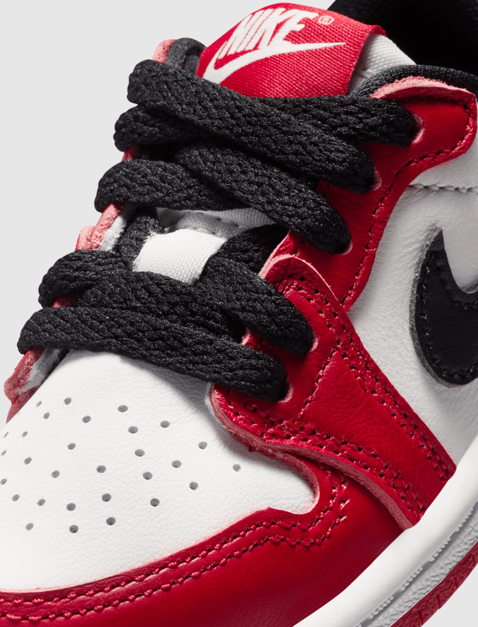 AIR JORDAN 1 RETRO LOW OG 