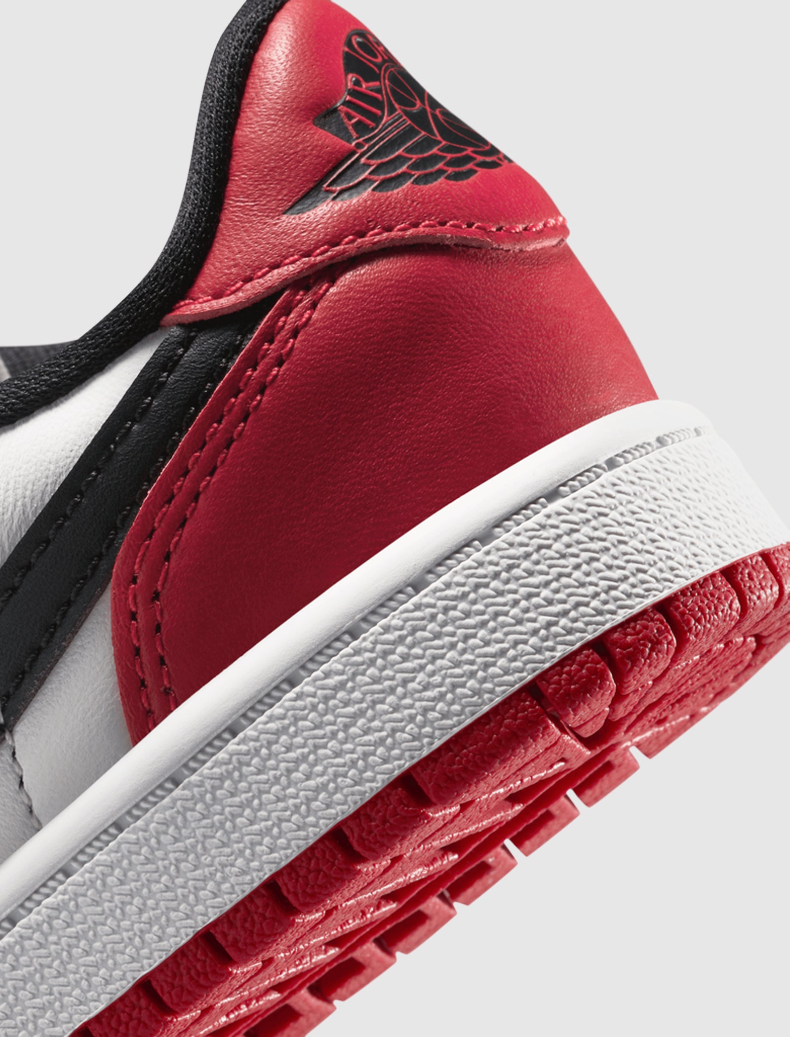 AIR JORDAN 1 RETRO LOW OG 