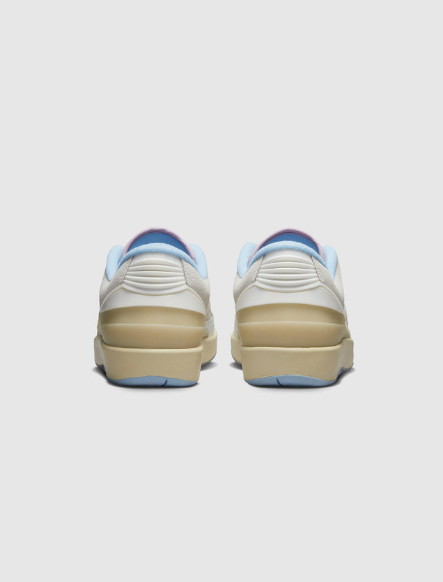 WOMEN'S AIR JORDAN 2 RETRO LOW "LOOK UP IN THE AIR"