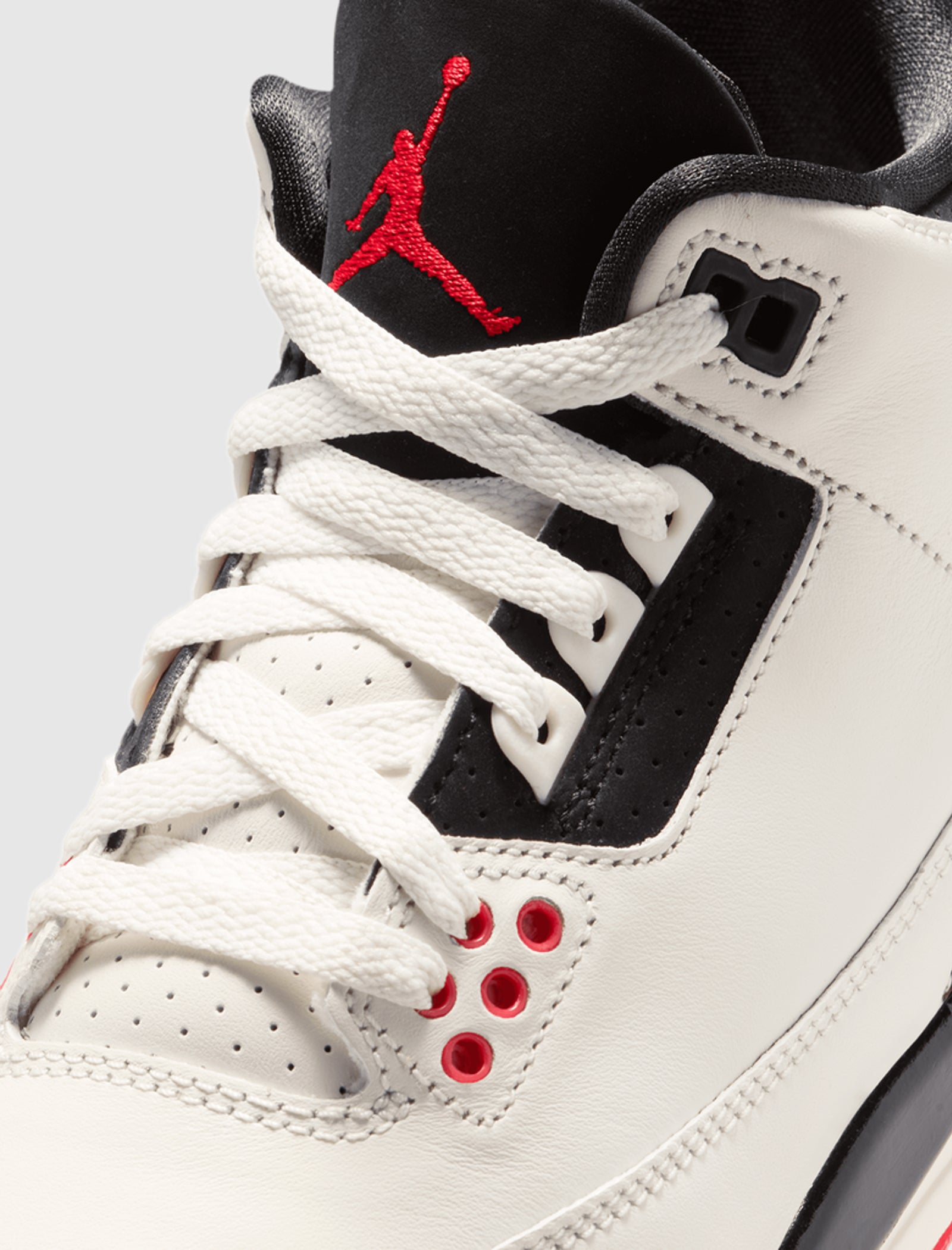 AIR JORDAN 3 RETRO 