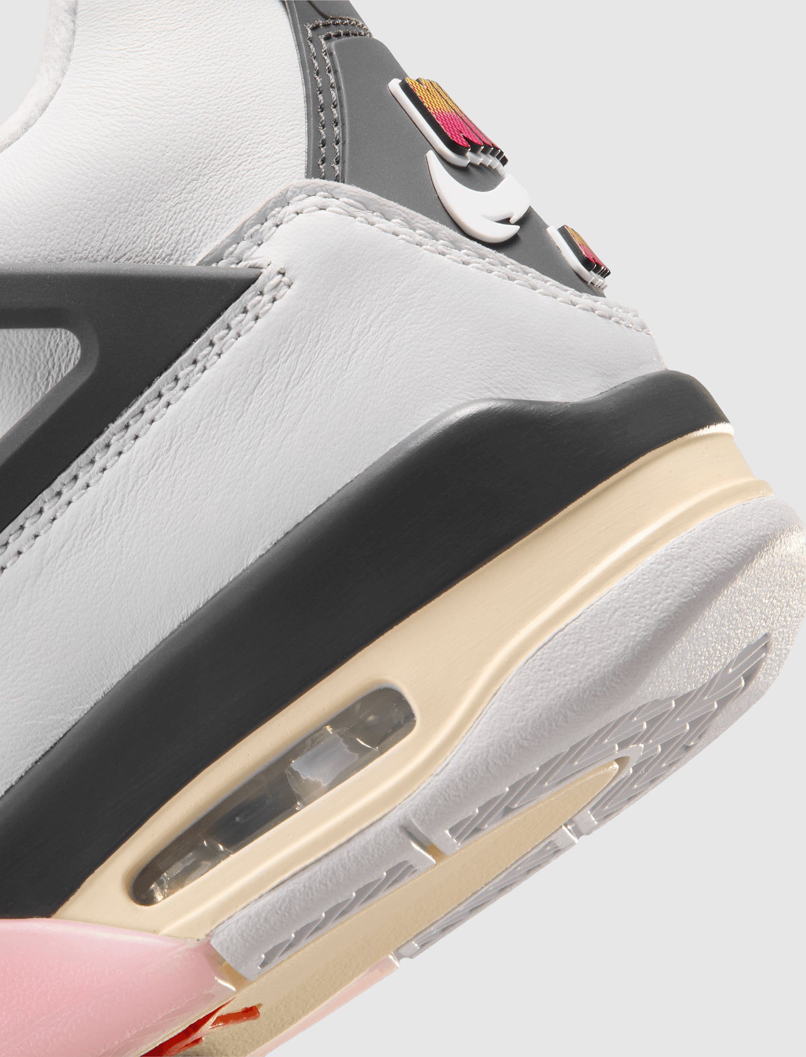 AIR JORDAN 4 RETRO 