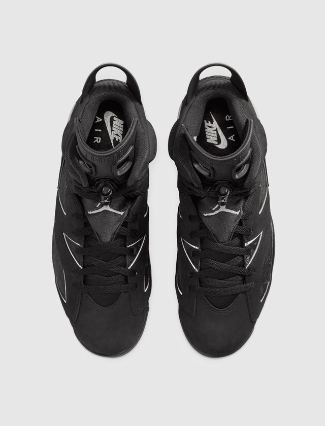 JORDAN 6 レトロ "CAP AND GOWN"