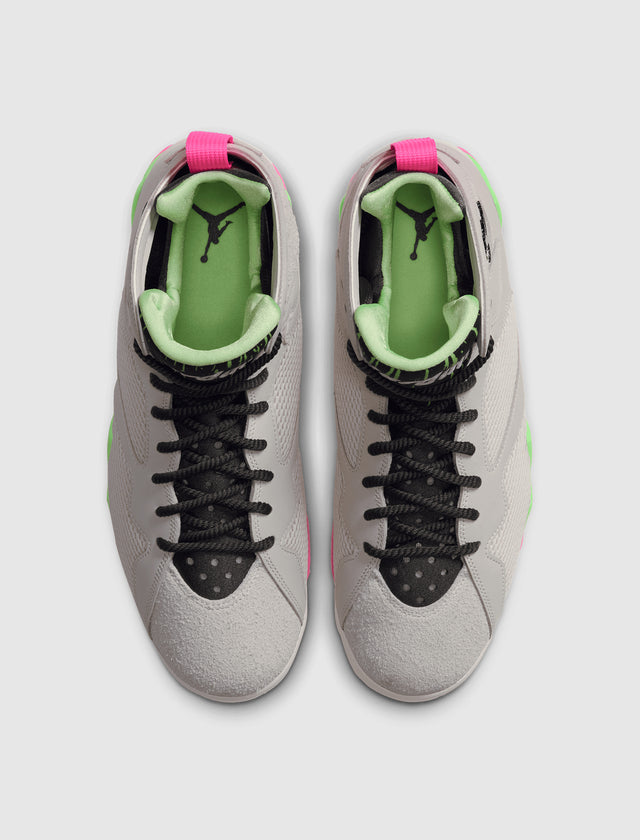 AIR JORDAN 7 RETRO