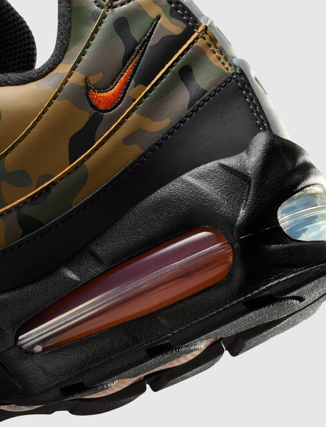 AIR MAX 95 "BLACK/ SAFETY ORANGE/ METALLIC SILVER"
