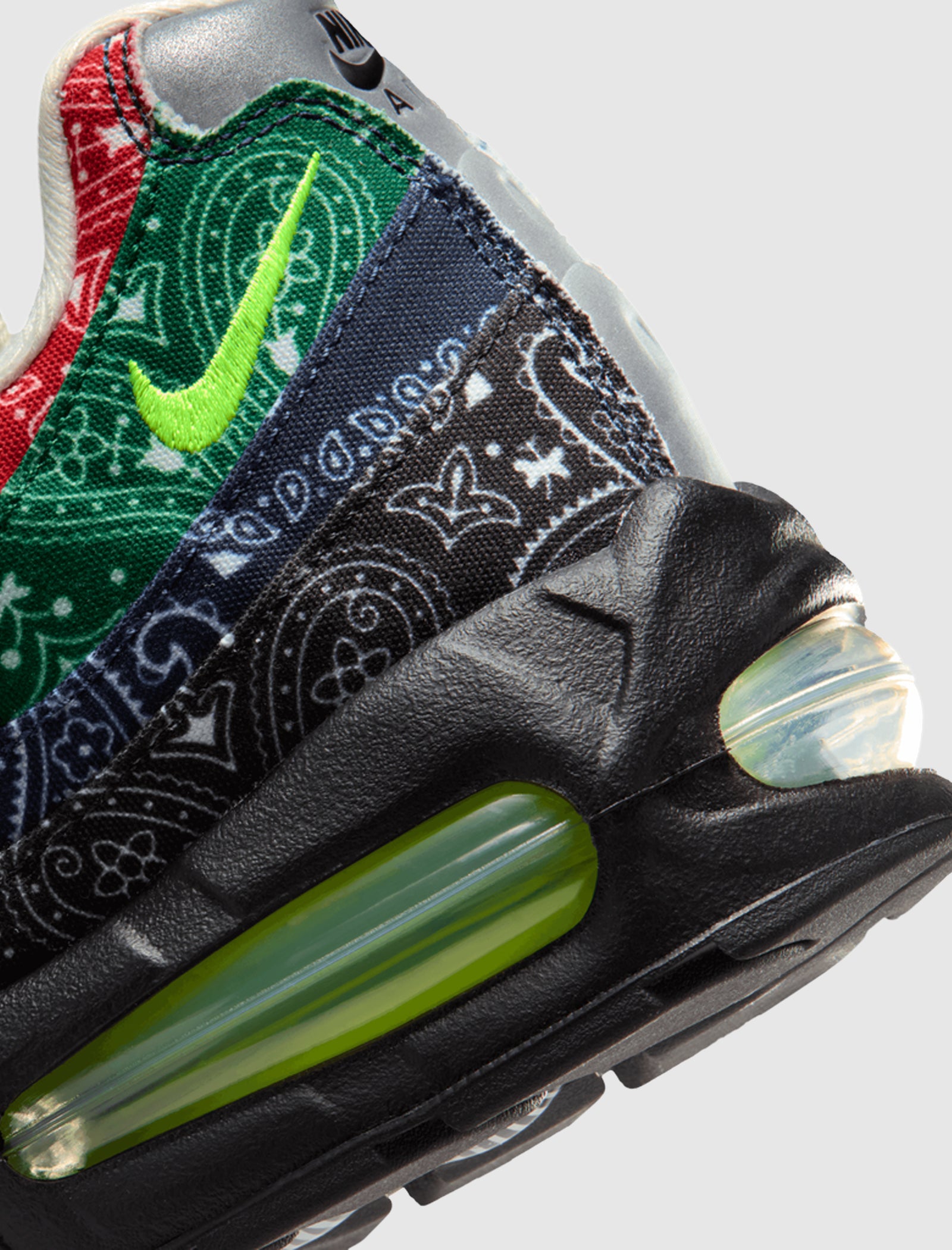 新作　W NIKE AIRMAX 95 BIG BUBBLE NEON 23cm AIR MAX 95 BIG BUBBLE 