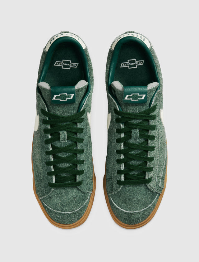 DEVIN BOOKER X CHEVROLET BLAZER LOW "TEAM DARK GREEN"