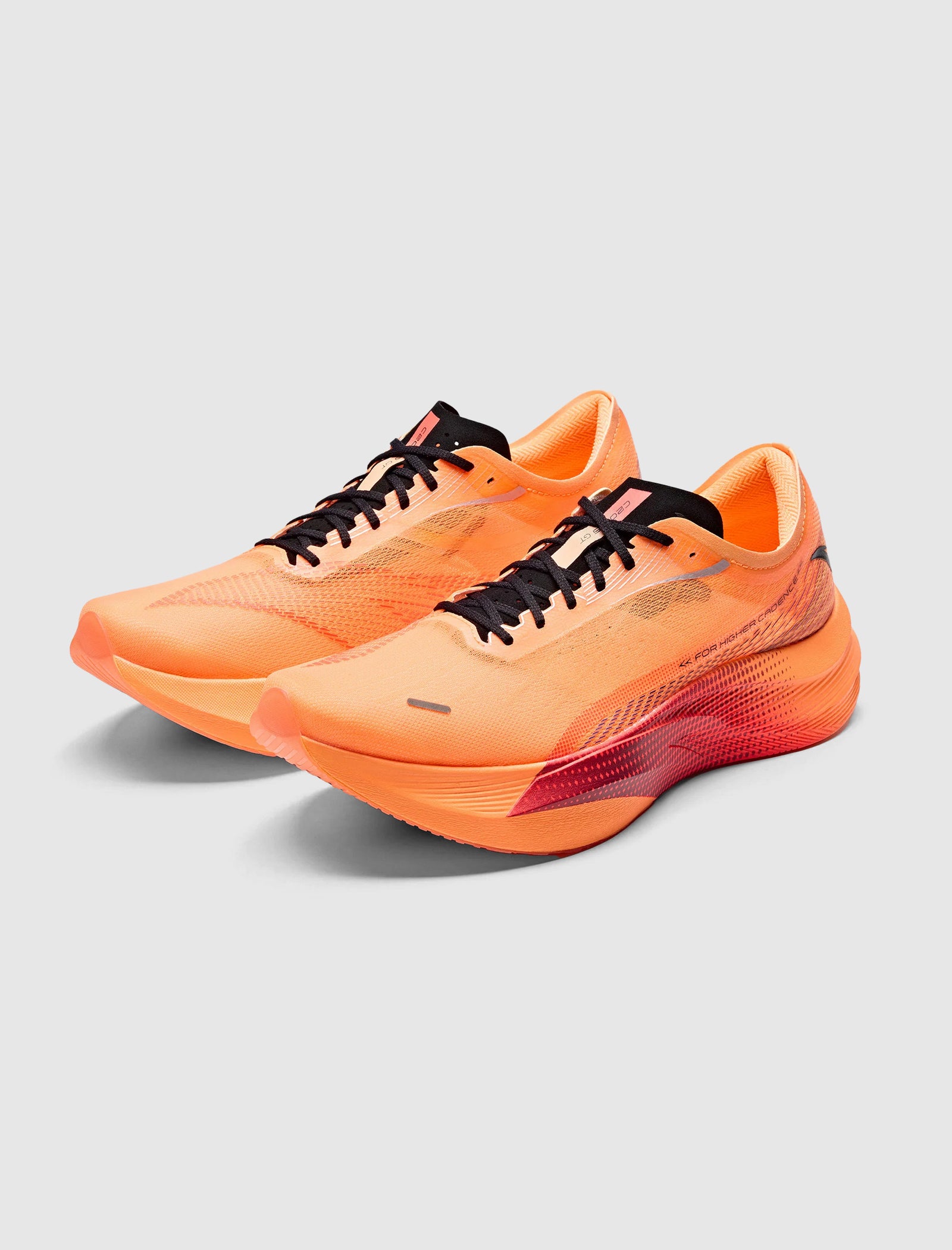 ANTA WOMEN'S C202 5 GT RUNNING SNEAKERS – Social Status