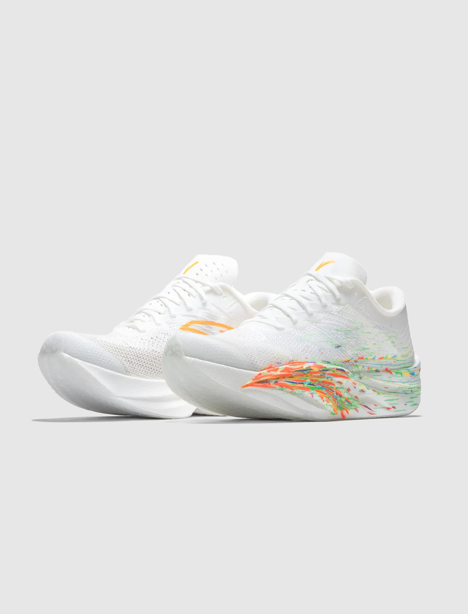 ANTA C202-6 ランニングスニーカー – Social Status