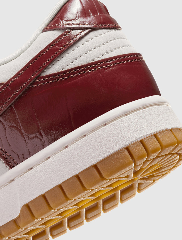 WOMEN'S DUNK LOW "RED CROC" LX