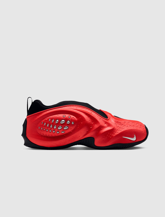 WOMEN'S NIKE FIRST SIGHT SHADOW