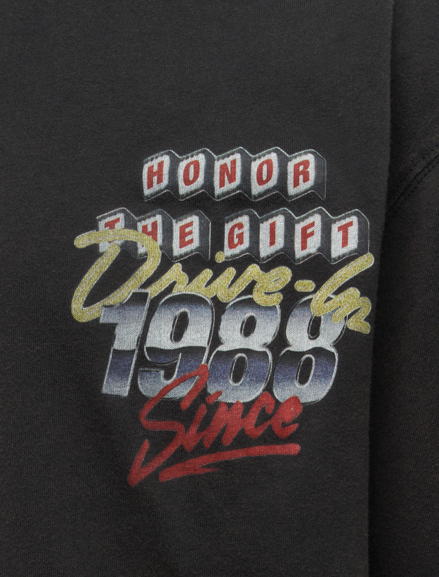 FEATURE PRESENTATION TEE